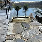 Sunrise Tiny House * Malesov