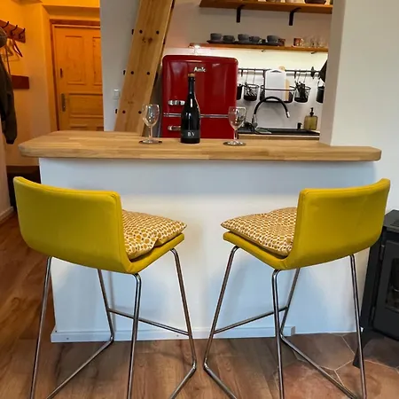 Sunrise Tiny House * Malesov