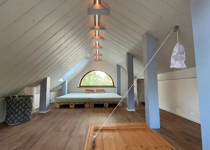 Holiday home Sunrise Tiny House Malesov