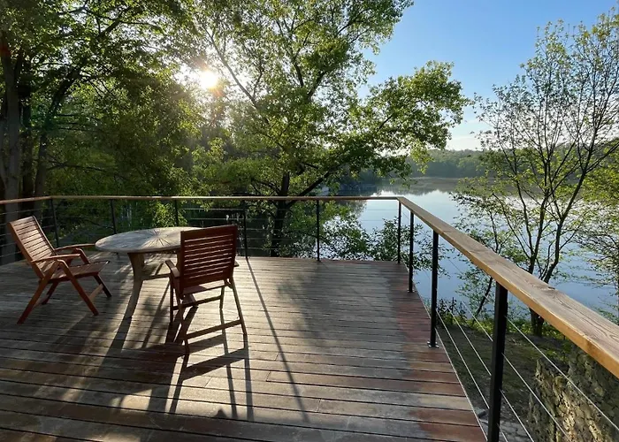 Sunrise Tiny House Malesov