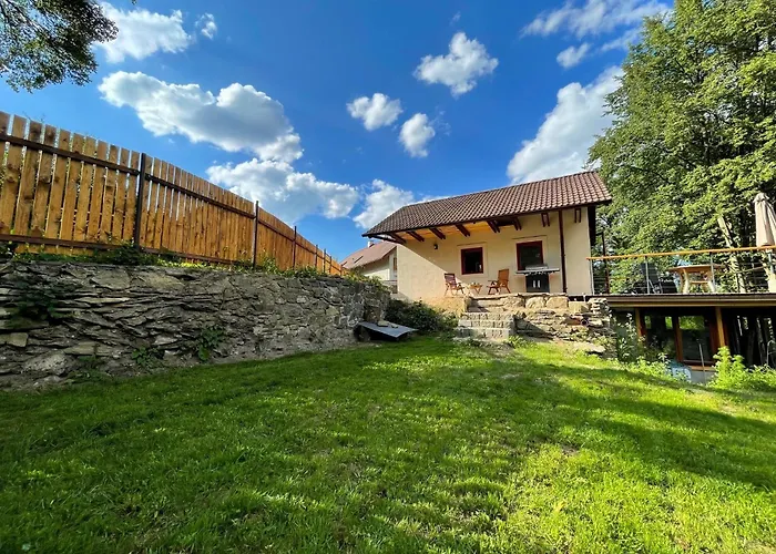 Sunrise Tiny House * Malesov